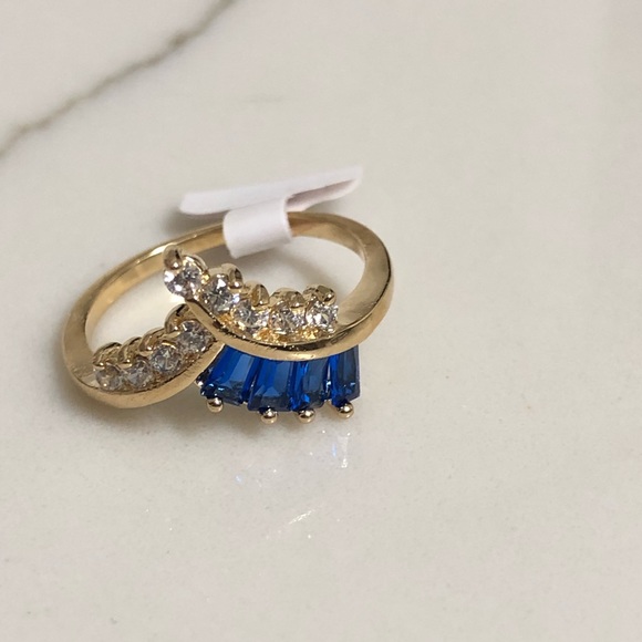 18k Gold Filled Ring - Picture 2 of 6